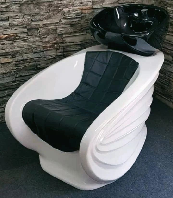 Diamond Duck Shampoo Station